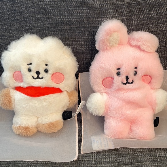 BT21 Line Friends Plush "RJ" and "Cooky" - Picture 1 of 4